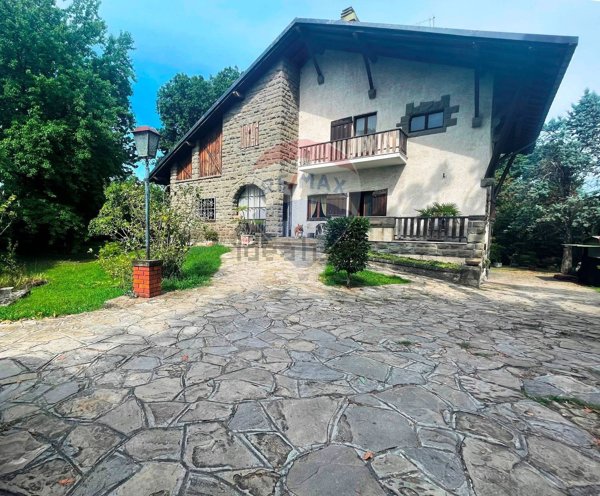 casa indipendente in vendita a Palazzolo sull'Oglio