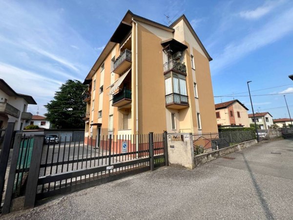 appartamento in vendita a Palazzolo sull'Oglio in zona San Pancrazio