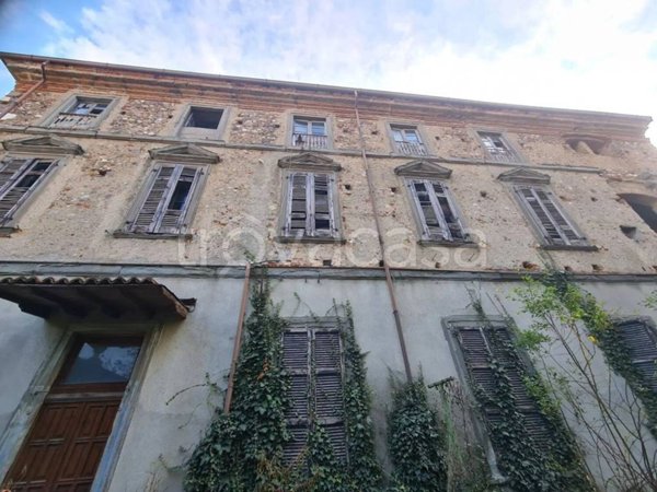 negozio in vendita a Palazzolo sull'Oglio