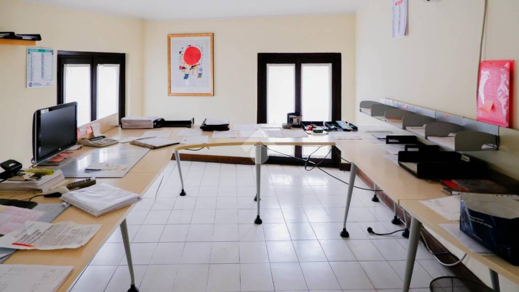ufficio in vendita a Palazzolo sull'Oglio