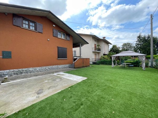 casa indipendente in vendita a Palazzolo sull'Oglio in zona San Pancrazio