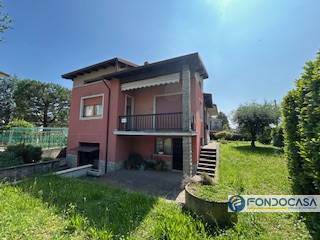 casa indipendente in vendita a Palazzolo sull'Oglio