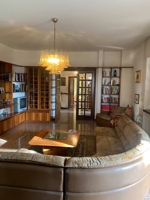 casa indipendente in vendita a Palazzolo sull'Oglio