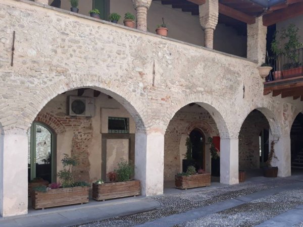 negozio in vendita a Palazzolo sull'Oglio