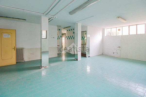 capannone in vendita a Palazzolo sull'Oglio