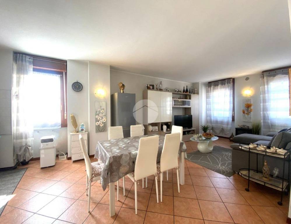 appartamento in vendita a Palazzolo sull'Oglio in zona San Pancrazio