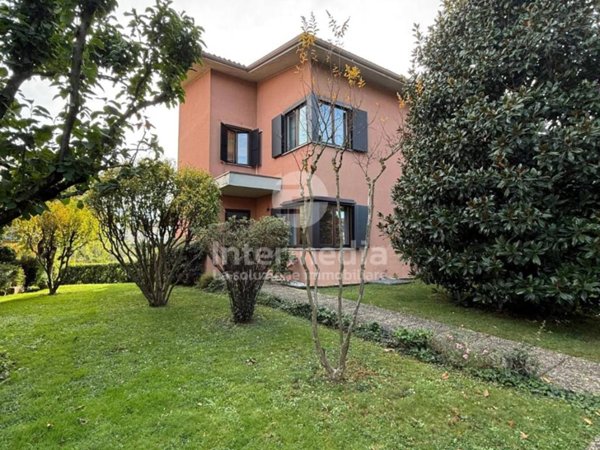 casa indipendente in vendita a Palazzolo sull'Oglio