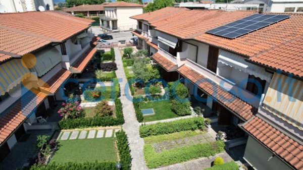 casa indipendente in vendita a Palazzolo sull'Oglio