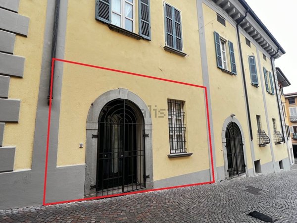 ufficio in vendita a Palazzolo sull'Oglio