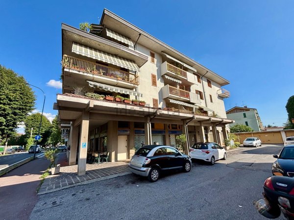 ufficio in vendita a Palazzolo sull'Oglio