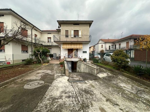 casa indipendente in vendita a Palazzolo sull'Oglio