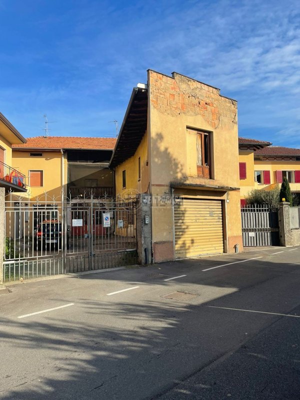 appartamento in vendita a Palazzolo sull'Oglio in zona San Pancrazio
