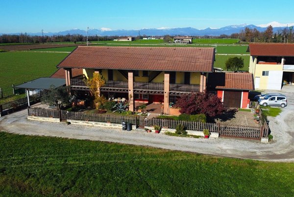 esavano in vendita a Palazzolo sull'Oglio