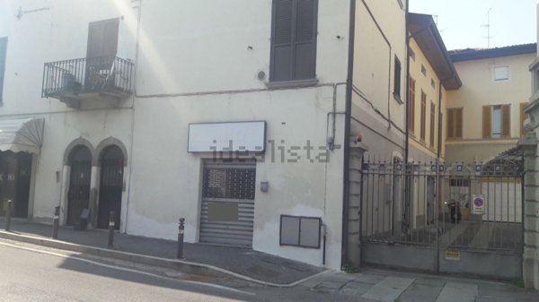 negozio in vendita a Palazzolo sull'Oglio