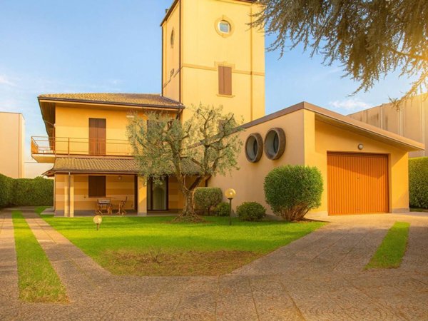 casa indipendente in vendita a Palazzolo sull'Oglio