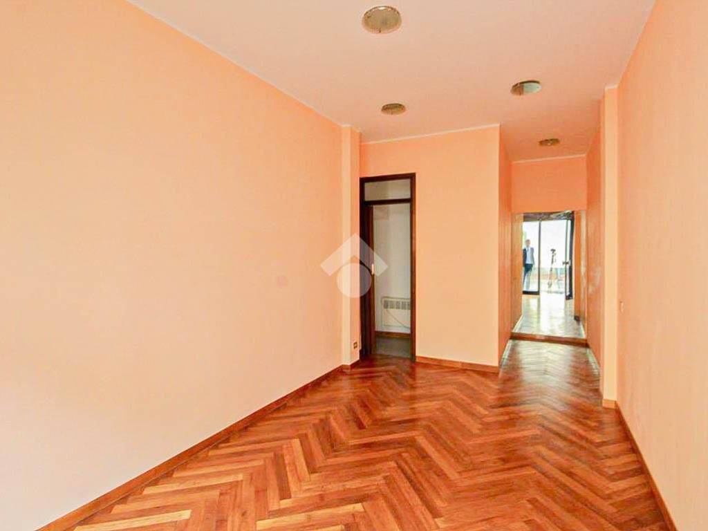 ufficio in vendita a Palazzolo sull'Oglio