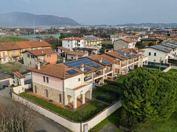 casa indipendente in vendita a Palazzolo sull'Oglio in zona San Pancrazio