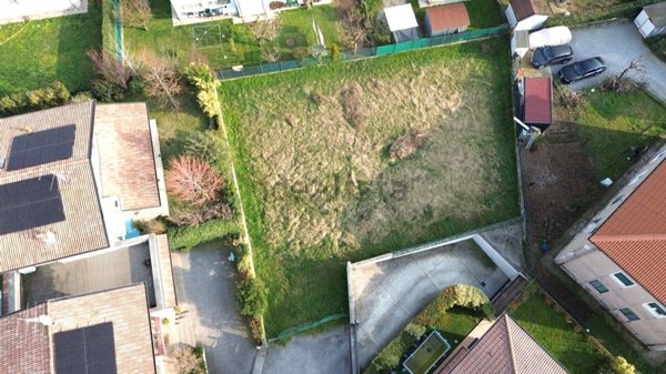 casa indipendente in vendita a Palazzolo sull'Oglio
