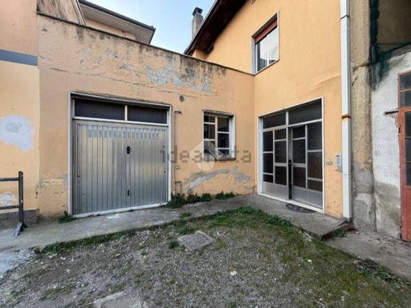 pentavano in vendita a Palazzolo sull'Oglio in zona San Pancrazio