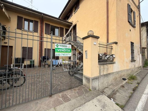 casa indipendente in vendita a Palazzolo sull'Oglio