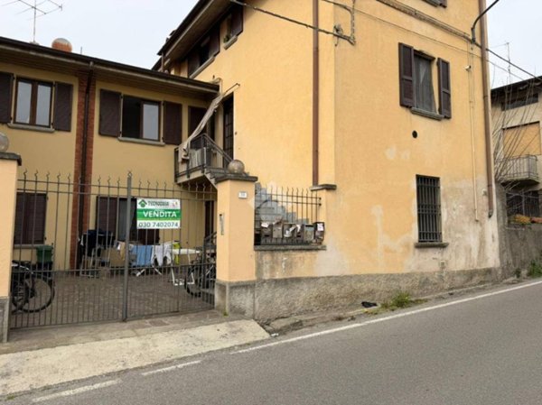 casa indipendente in vendita a Palazzolo sull'Oglio