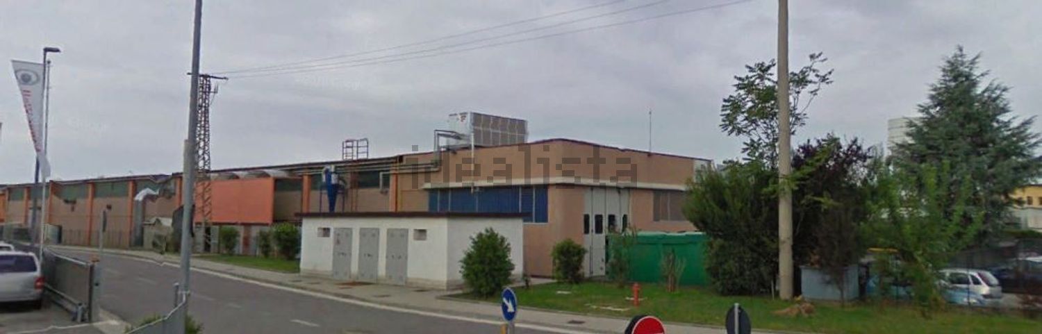 capannone in vendita a Palazzolo sull'Oglio in zona San Pancrazio