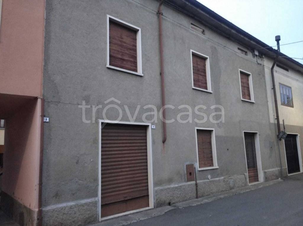 casa indipendente in vendita a Palazzolo sull'Oglio in zona San Pancrazio