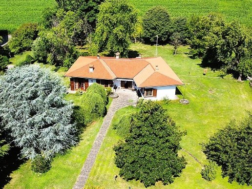 casa indipendente in vendita a Palazzolo sull'Oglio