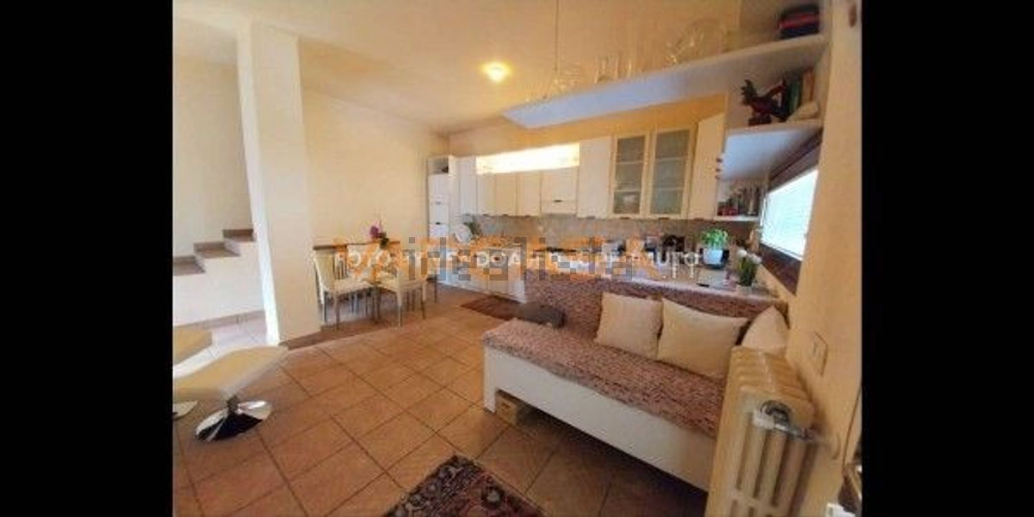 casa indipendente in vendita a Palazzolo sull'Oglio