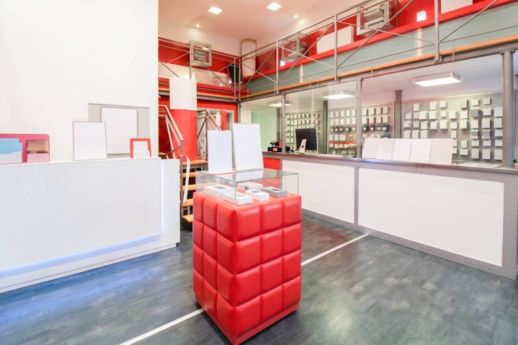 negozio in vendita a Palazzolo sull'Oglio