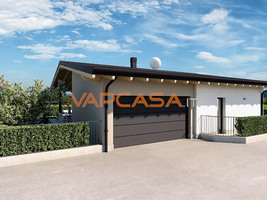 casa indipendente in vendita a Palazzolo sull'Oglio
