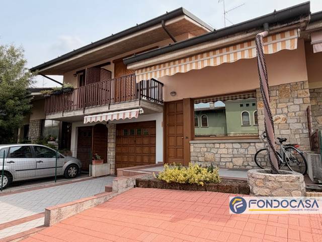 casa indipendente in vendita a Palazzolo sull'Oglio in zona San Pancrazio