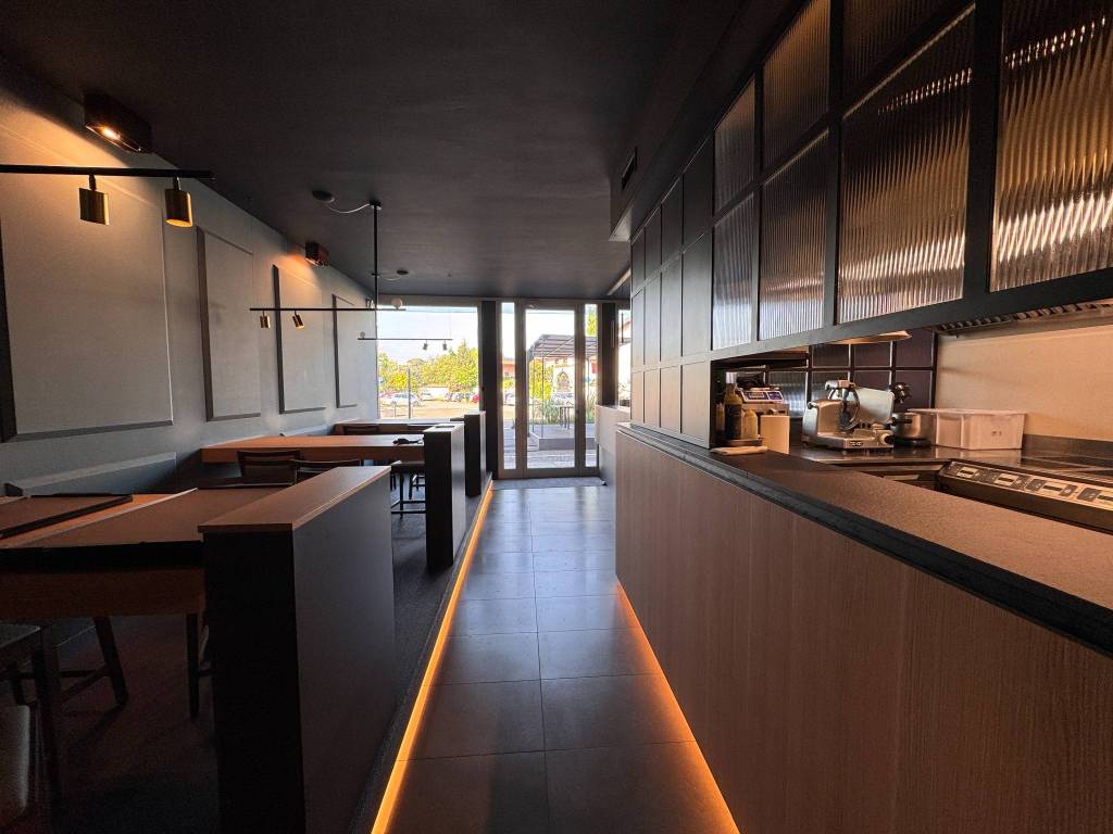 negozio in vendita a Palazzolo sull'Oglio