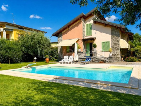 casa indipendente in vendita a Palazzolo sull'Oglio in zona San Pancrazio