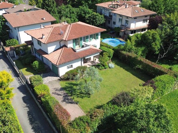 casa indipendente in vendita a Palazzolo sull'Oglio