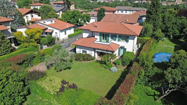 casa indipendente in vendita a Palazzolo sull'Oglio
