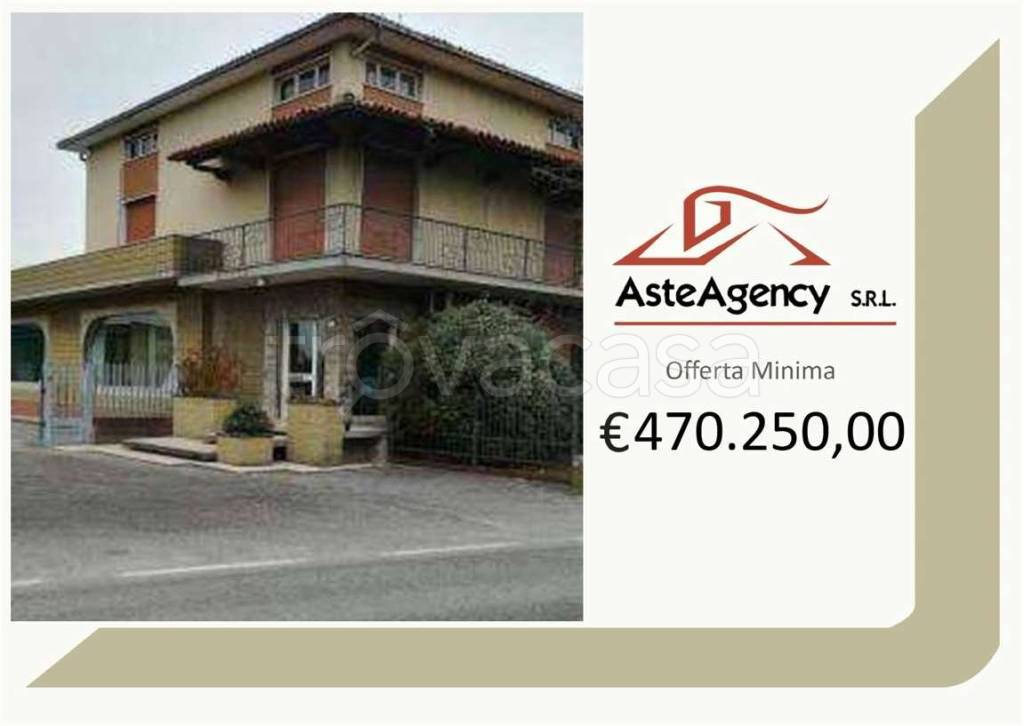 casa indipendente in vendita a Palazzolo sull'Oglio