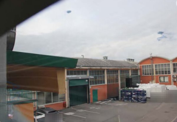 capannone in vendita a Palazzolo sull'Oglio