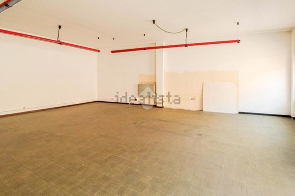 negozio in vendita a Palazzolo sull'Oglio