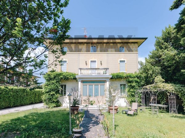 casa indipendente in vendita a Palazzolo sull'Oglio