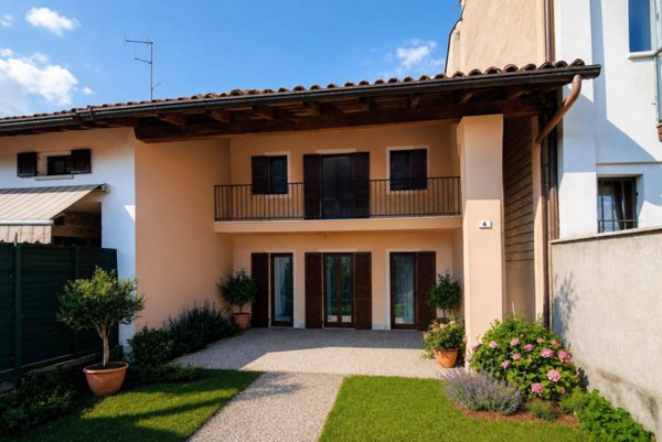 appartamento in vendita a Palazzolo sull'Oglio in zona San Pancrazio