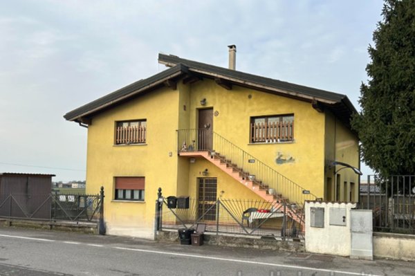 appartamento in vendita a Palazzolo sull'Oglio in zona San Pancrazio