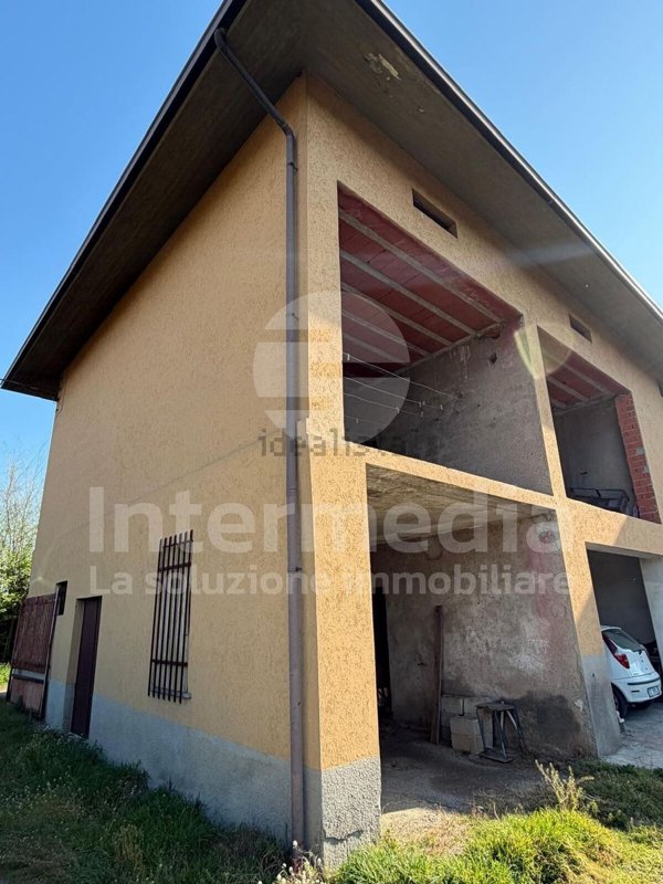 casa indipendente in vendita a Palazzolo sull'Oglio in zona San Pancrazio