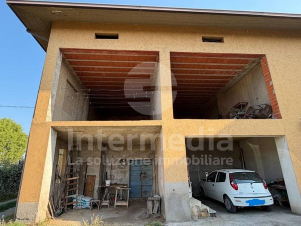 casa indipendente in vendita a Palazzolo sull'Oglio in zona San Pancrazio