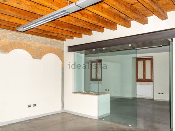 ufficio in vendita a Palazzolo sull'Oglio