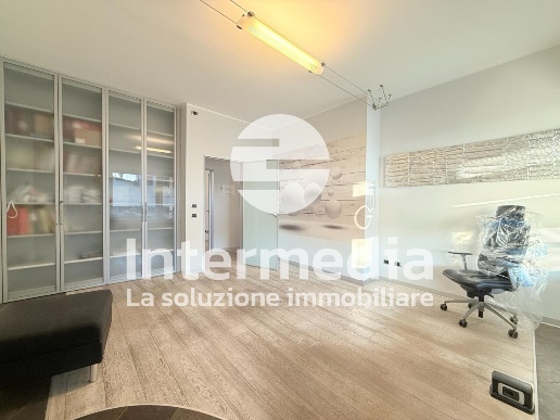 casa indipendente in vendita a Palazzolo sull'Oglio