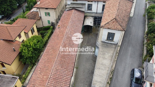 locale di sgombero in vendita a Palazzolo sull'Oglio