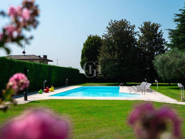 casa indipendente in vendita a Palazzolo sull'Oglio in zona San Pancrazio