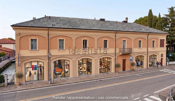 locale commerciale in vendita a Palazzolo sull'Oglio
