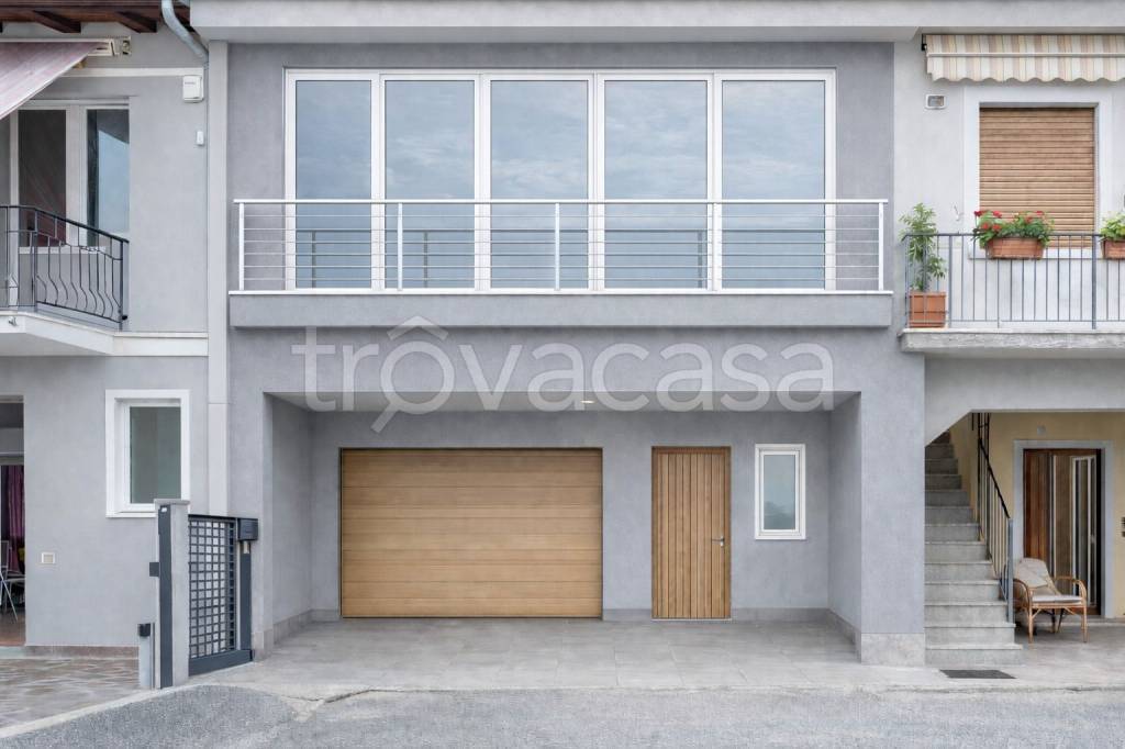 casa indipendente in vendita a Palazzolo sull'Oglio in zona San Pancrazio